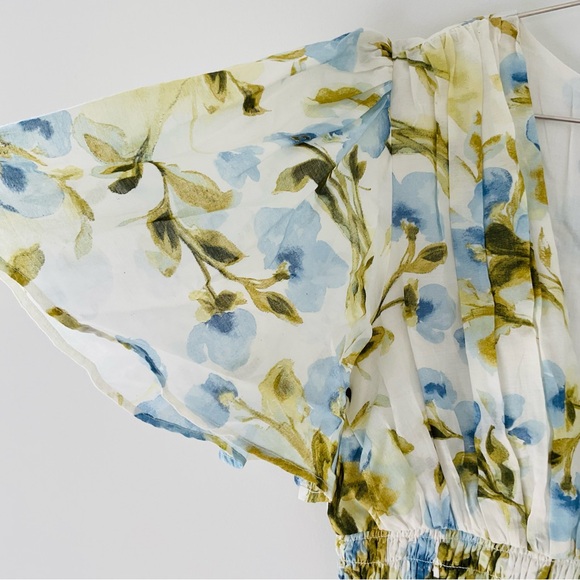 Abercrombie & Fitch Flutter Sleeve Smocked Waist Top Size M. Spring Floral - Picture 7 of 7